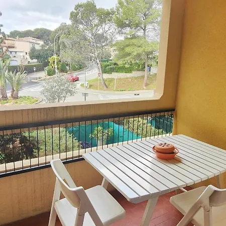 Apartamento Lovely With Balcony - Near The Saint-Raphaël