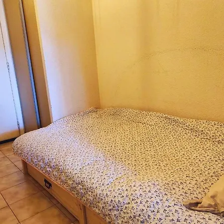 Lovely With Balcony - Near The Apartman *